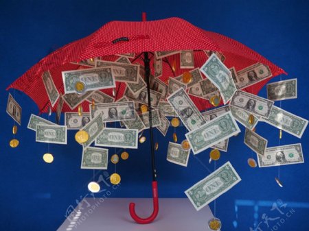 雨伞下的货币