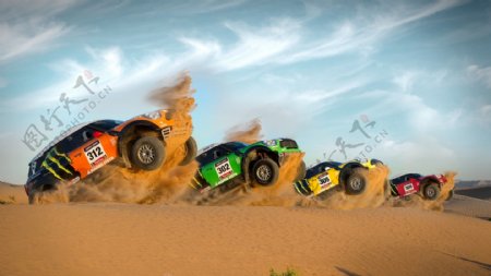 沙漠中的汽车拉力赛图片