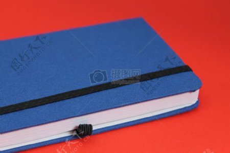 平整的蓝色笔记本