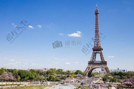 浪漫的巴黎铁塔背景
