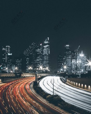 繁华的城市夜景