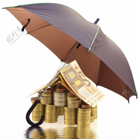 雨伞与货币图片