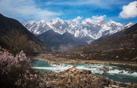 西藏林芝南迦巴瓦峰风景