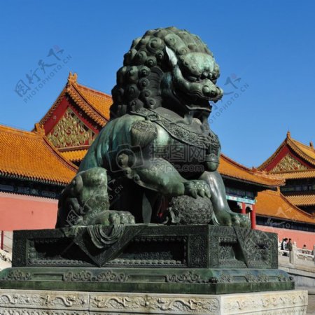 故宫前的狮子雕像