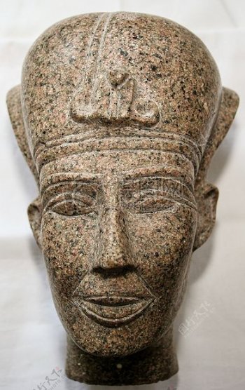 埃及法老石像