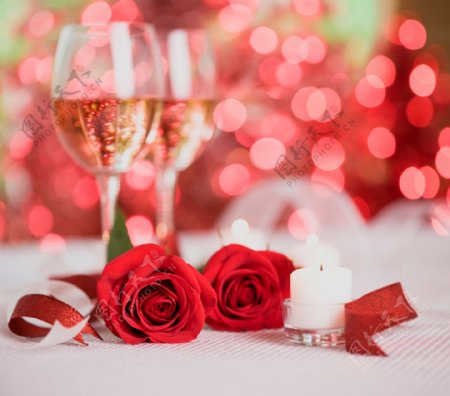 玫瑰花与香槟