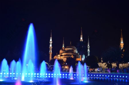 清真寺与喷泉图片