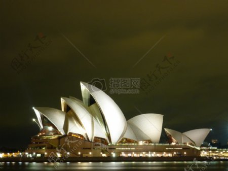 夜空下的悉尼歌剧院