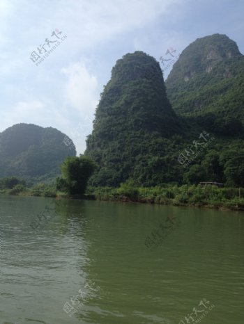 桂林山水玉龙河图片