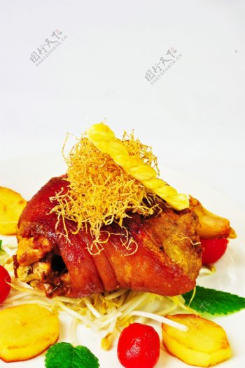 德国酸菜猪脚图片