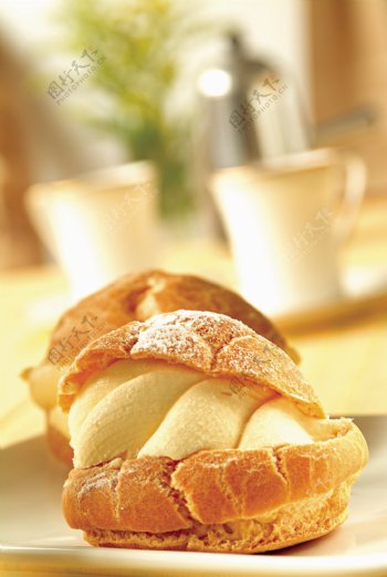奶油面包图片