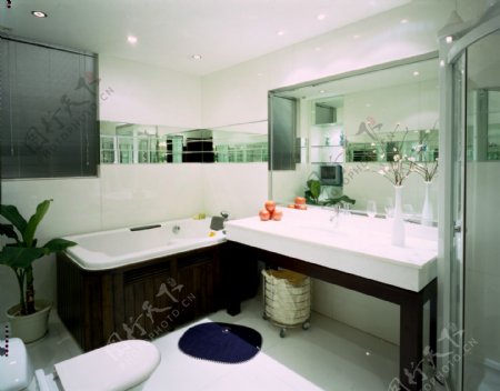 明亮的浴室图片