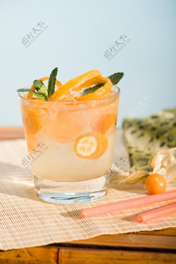 橘子薄荷鸡尾酒