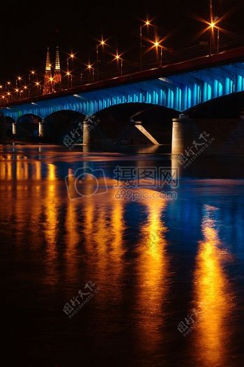 高架桥美丽的夜景