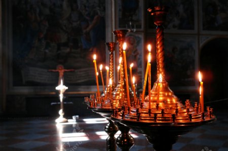 复活节教堂蜡烛图片