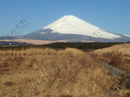 冬日富士山图片