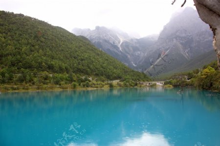 玉龙雪山图片