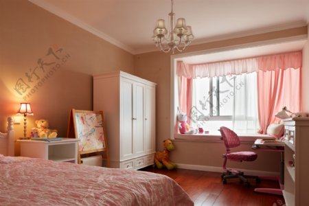粉色室内卧室设计图