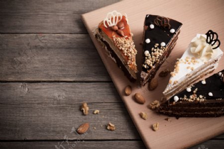 巧克力蛋糕美食图片