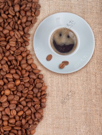 咖啡豆与饮料