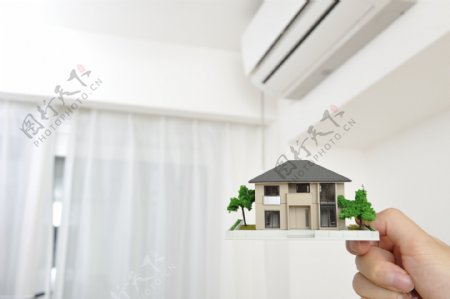 别墅模型与空调房间