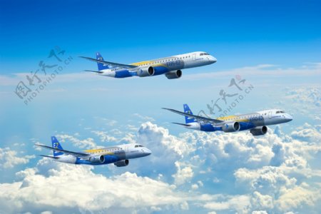 三架飞机和蓝天白云图片