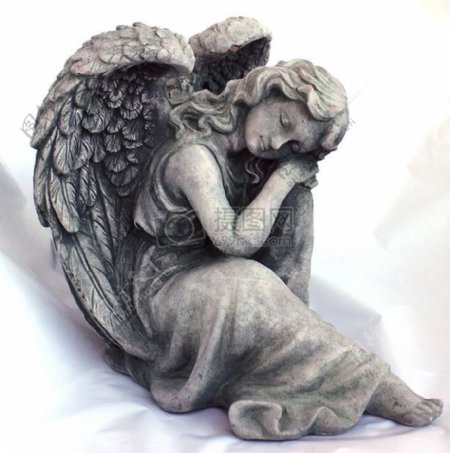 熟睡的天使雕塑