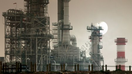 工业炼油厂图片