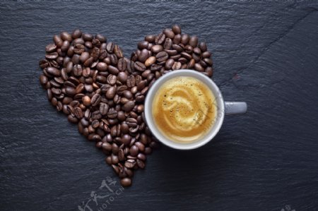 心形咖啡豆背景
