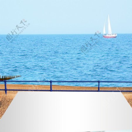 海面帆船背景