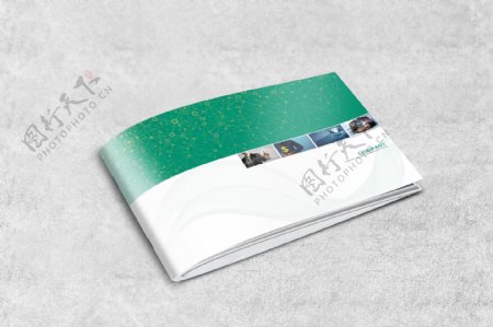 绿色横向网络科技画册封面