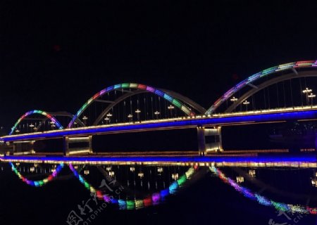和平大桥夜景