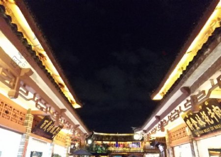 云南丽江古城夜景