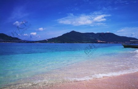 三亚加井岛海滩