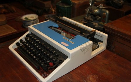 旧物复古打字机