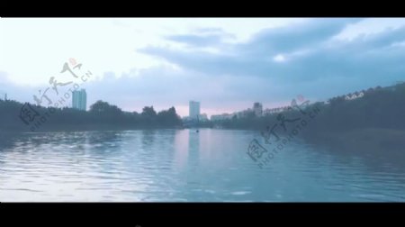 护城河与大桥视频