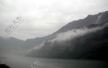 三峡云雾