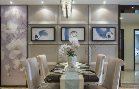 现代时尚客厅蓝白桌布室内装修效果图