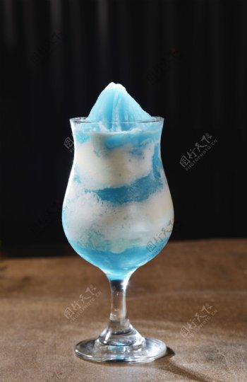 美味的蓝莓沙冰