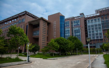 景德镇陶瓷大学