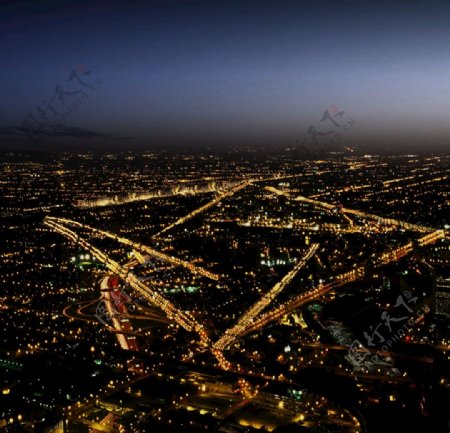 城市夜景鸟瞰图