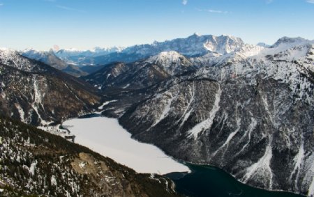 雪山融化摄影图