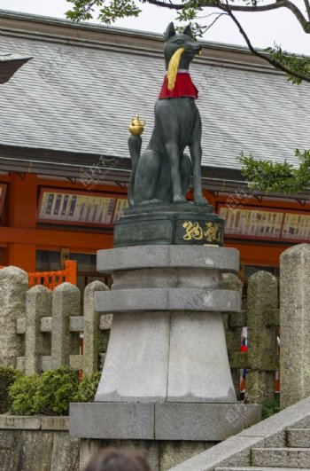 日本稻荷神狐狸雕塑