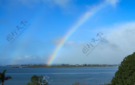 新西兰海滨彩虹