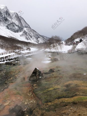 雪山温泉