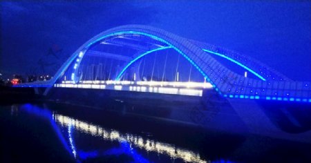 夜色灯桥