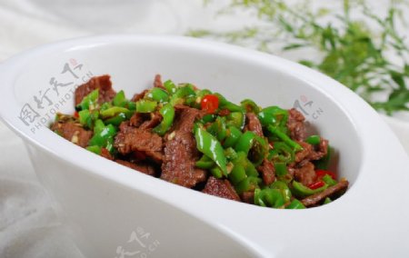 小炒黄牛肉