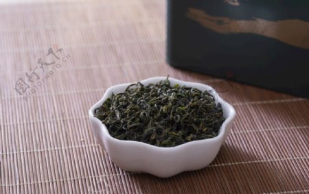 高山绿茶