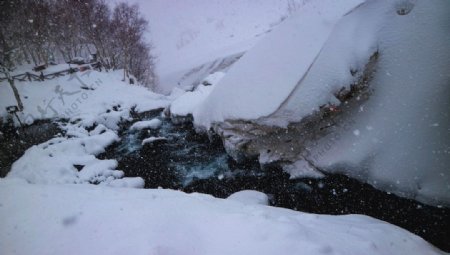 雪溪水自然