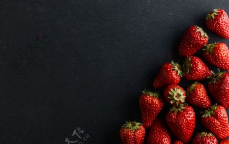 草莓摄影光影草莓草莓素材
